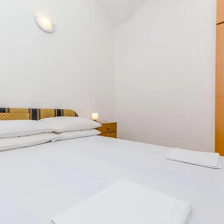 Apartments Jadran Trogir Exterior photo