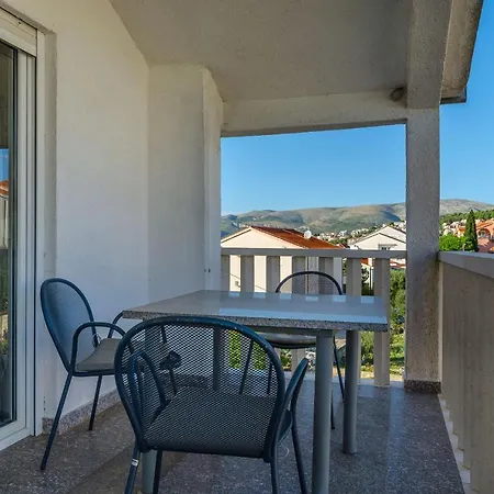 Apartments Jadran Trogir Exterior photo