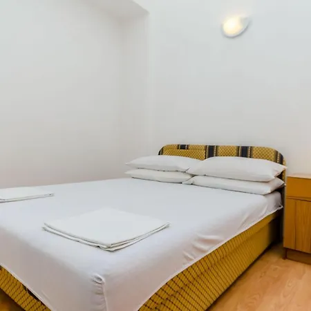Apartments Jadran Trogir Exterior photo